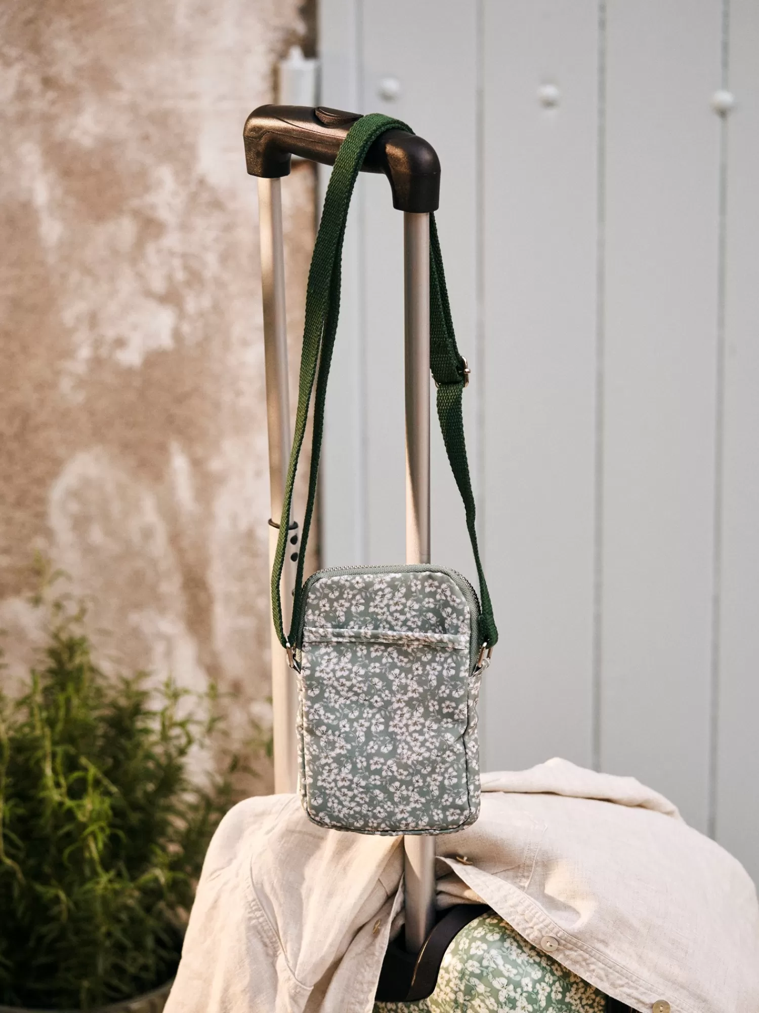 Søstrene Grene Crossbody-taske Dusty Green New