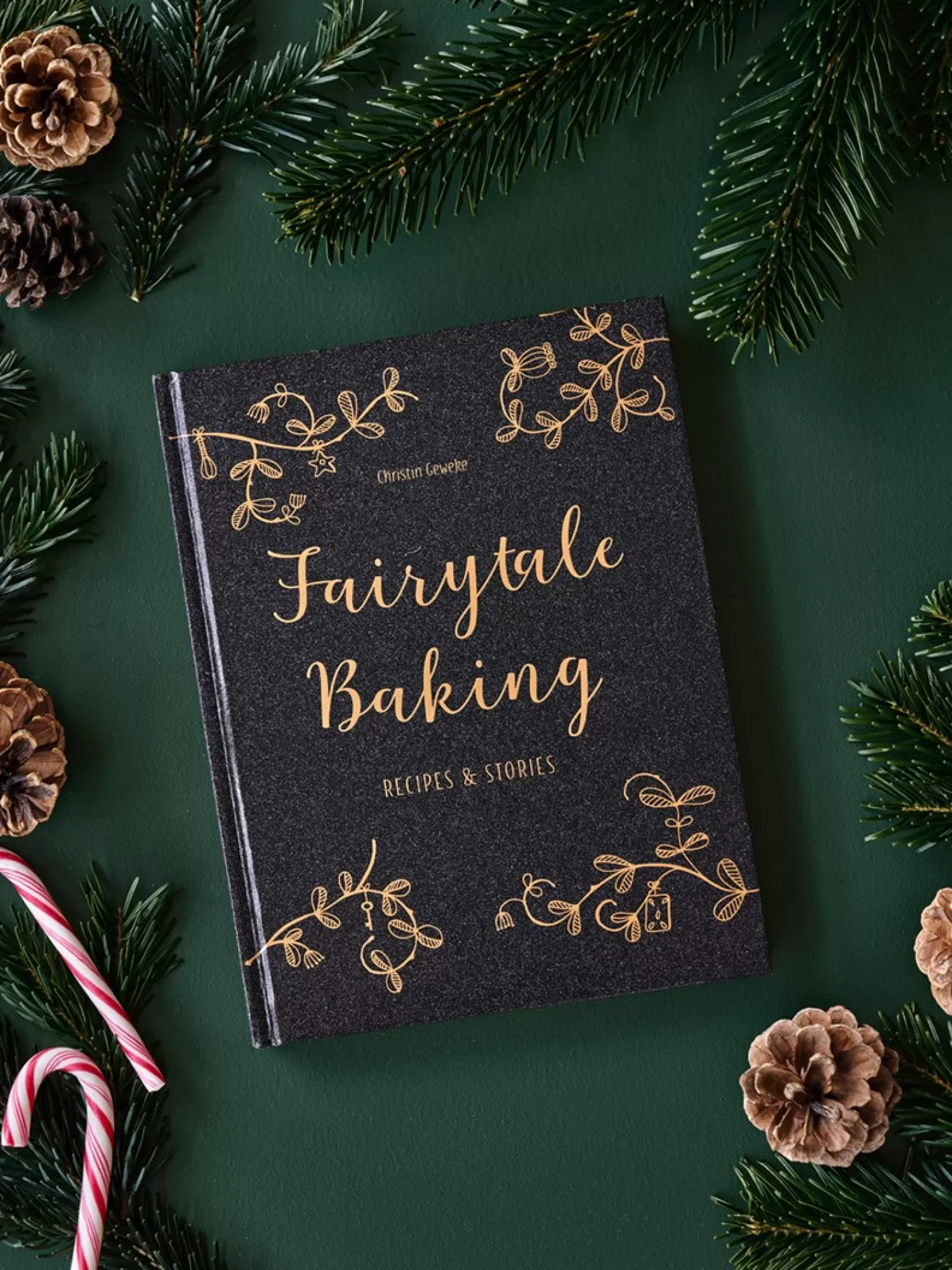 Søstrene Grene Fairytale Baking: Recipes & Stories Black Cheap