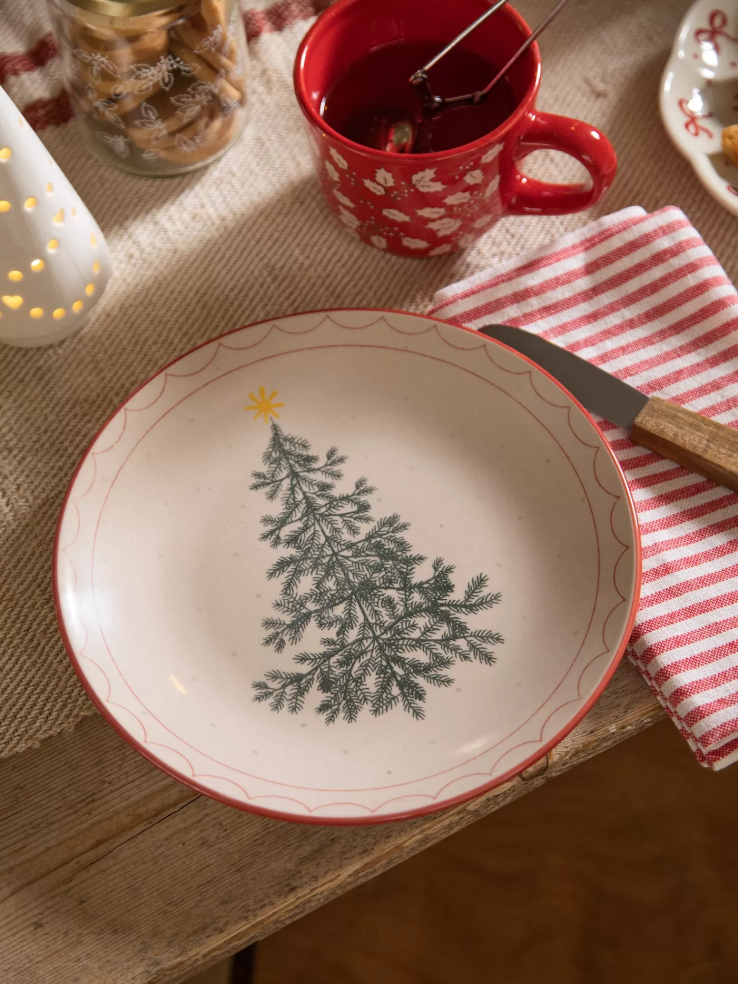 Søstrene Grene Frokosttallerken Med Julemotiv Off White Shop