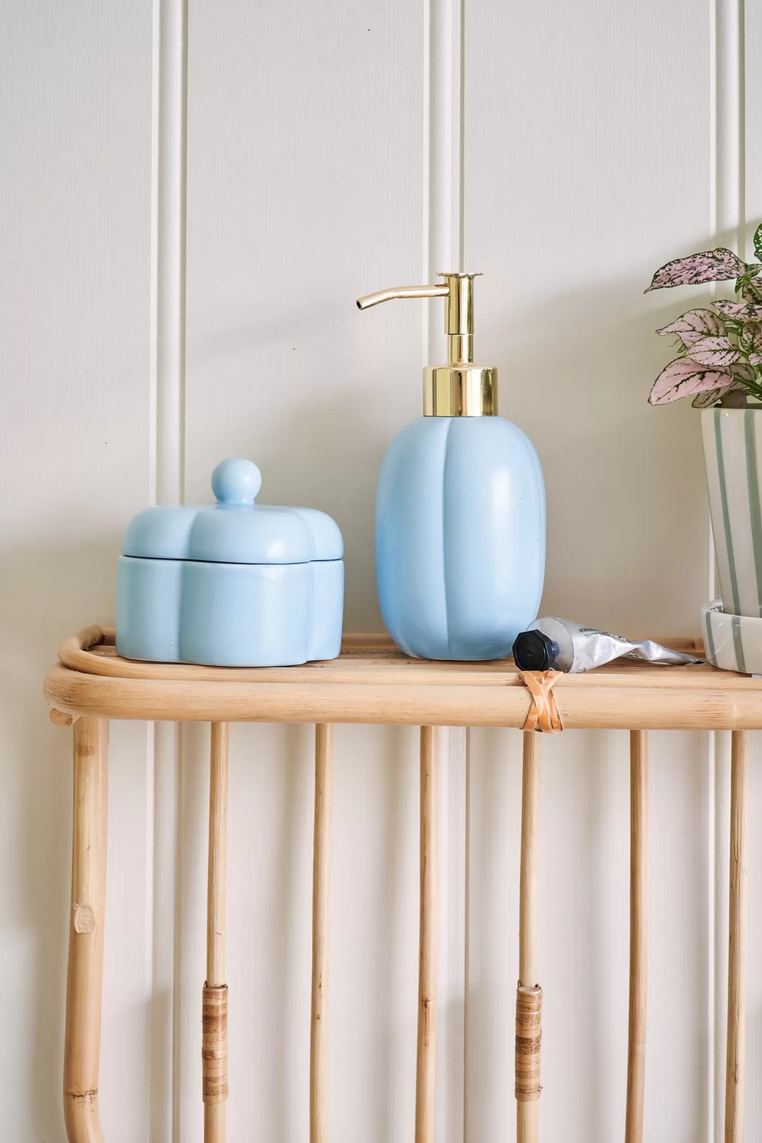 Søstrene Grene Sæbedispenser Misty Blue New