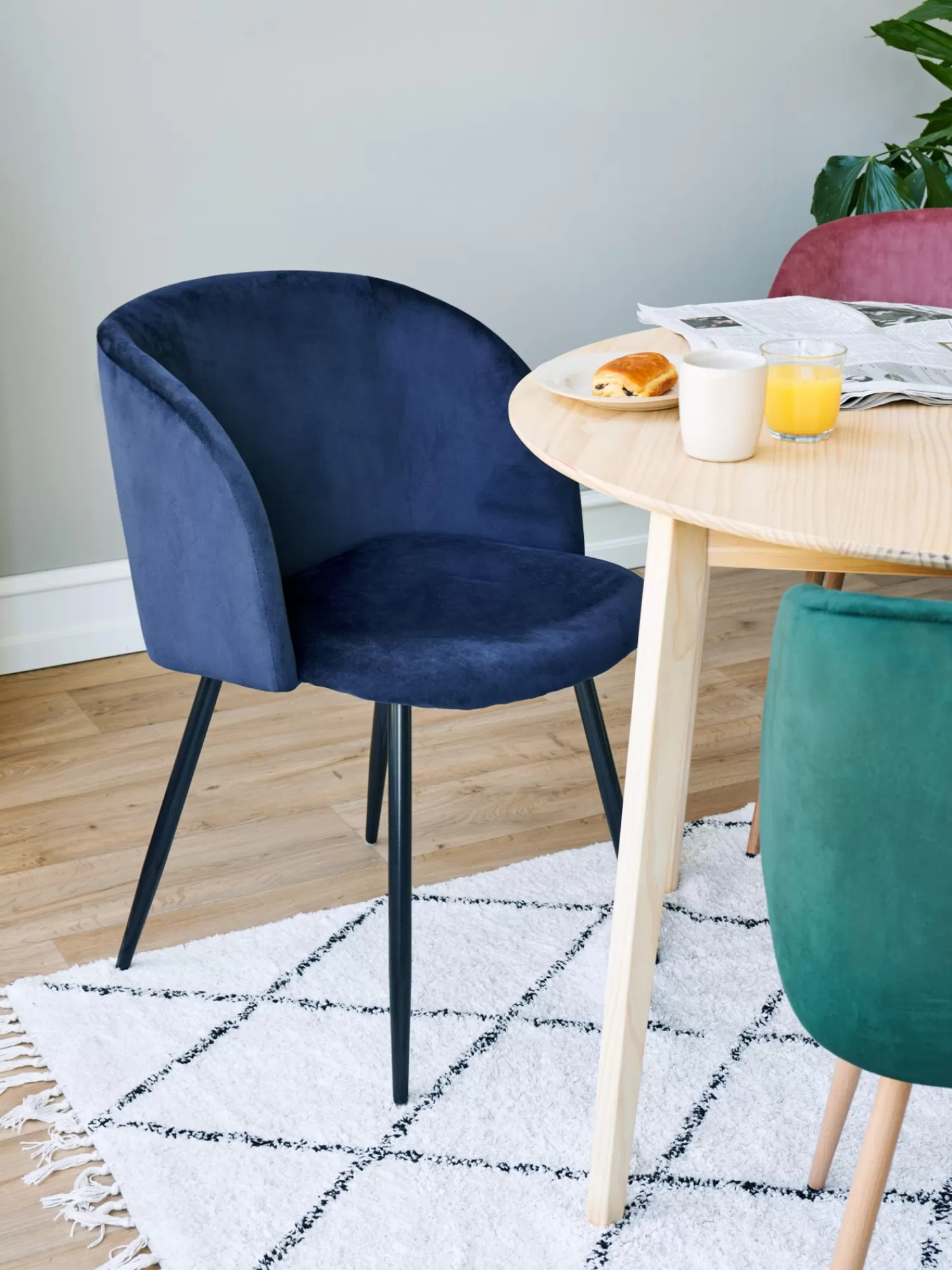 Søstrene Grene Stol I Velour Stone Blue Clearance